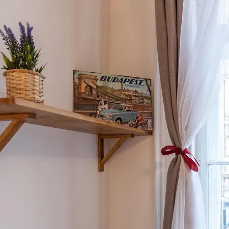 Apartment Viol *
